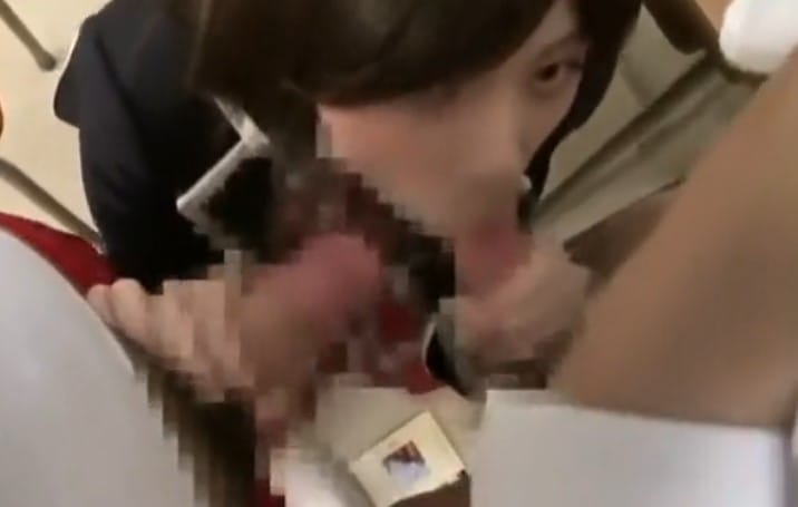 【ニューハーフ×性奴隷】NH女子高生が男子生徒の肉棒を咥えて無理やりジュボフェラ！喉奥までブッコまれちゃう！