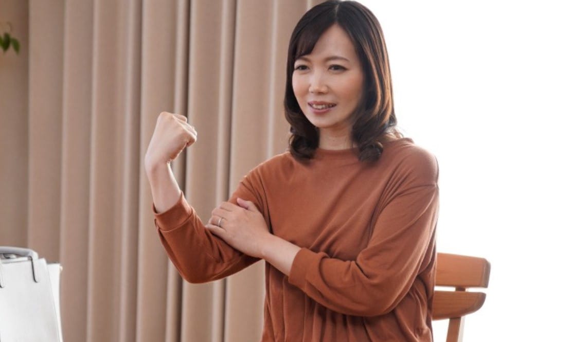 『江川春奈×ガテン系NTR』普段の夜の営みでは満足できず違う男に抱かれ感じたことのない他人棒の刺激に喘ぎまくる！