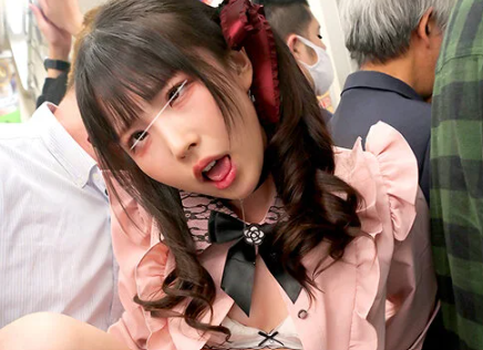 『んぎぃ♡んぎぃ♡』人形片手に電車に乗る地雷系バカ女を折檻！あっさりメス堕ちしてマヌケな顔を晒しながらお漏らしｗ