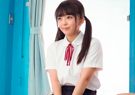 【ロリ美少女×バック責め】太いサオを咥えるとアゴが外れてしまいそう！正常位でハメられ可愛いアへ顔しちゃうｗ