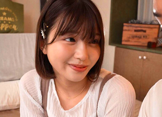 【美少女×メイド姿】男の乳首をナメナメしてサオを硬くする！騎乗位でハメて自分からお尻をピストンさせちゃうｗ