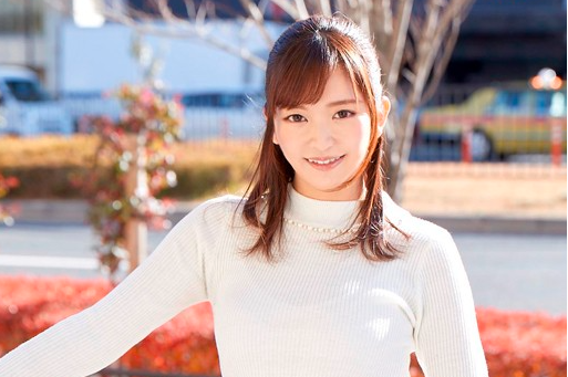 【美人奥さん×立ちバック】他人棒をお口で大きくしてあげる！正常位や騎乗位でハメられ中に発射されちゃうｗ