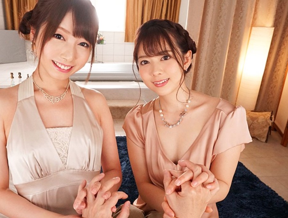 【風俗×3P】SSS級美女による絶品スゴテクのおもてなし♪メチャカワ笑顔で騎乗位またがりパンパン腰振っちゃう！