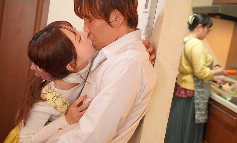 【天使もえ×濃厚テク】家族がいてもガン無視で性交始めちゃう淫乱痴女！淫語囁きおチンポ挑発して即勃起しちゃう！