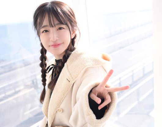 アイドルにはなれなかったけどAVの世界なら！麗しき美少女が自慢の巨乳を従えてデビュー！遊んでなさそうなマ●コが愛おしい！