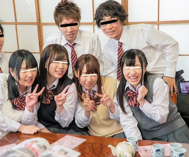 『あっ♡気持ち良いよぉ♡』修学旅行で浮ついたJK達を集団で大乱交！”誰の子を孕むかな”というくらいたっぷり膣内射精！