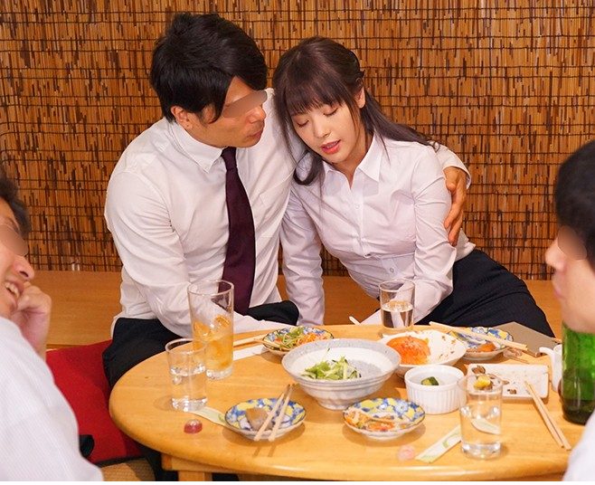 新卒OLマ●コを上司に捧げる！『ああぁ…♡もうムリ…♡』一晩中身体を求められピストンされ完全に快楽堕ちしたメス犬マゾ女！