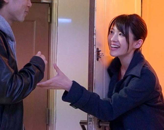 彼女不在時に親友と裏切り交尾祭り！『全部出して良いよ♡』背徳感がスパイスになり金玉空っぽになるまでハメ続ける！