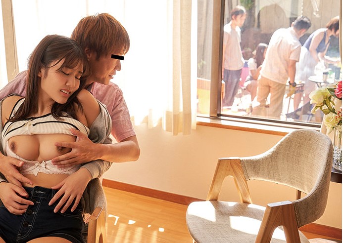 学生時代のサークル仲間の飲み会に参加するも酔った勢いでヤリチン野郎に肉体貪られ昼間から交尾始める！