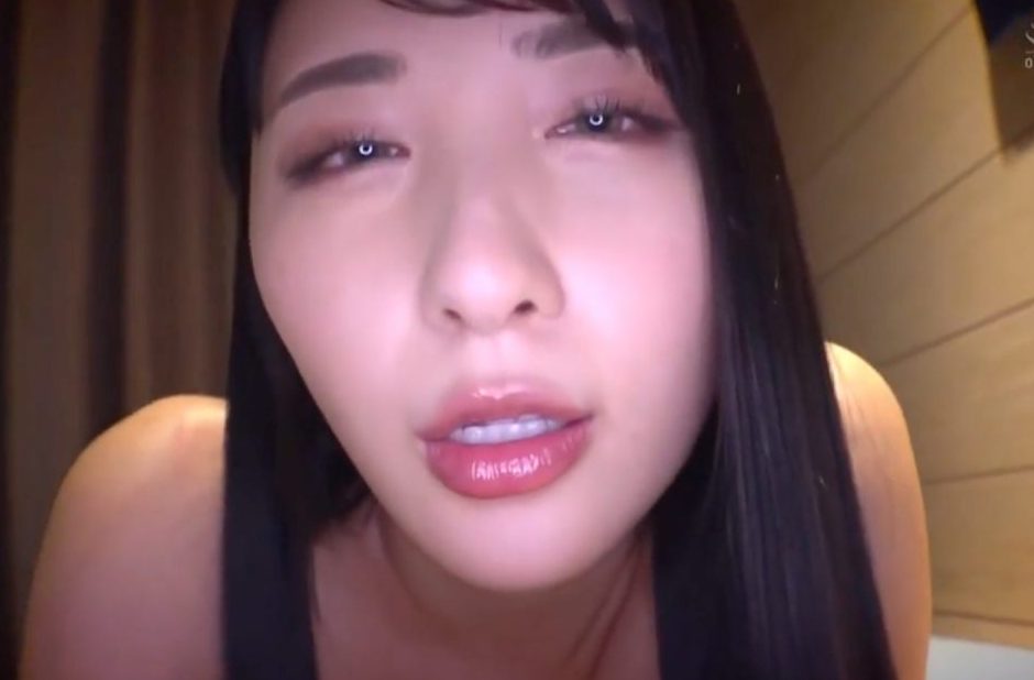 うっとり顔見せ変態痴女が妄想イキ！『凄いいやらしい声聞かせてぇ♡"』逆肉便器状態の男性がドSお姉さんにしばかれ悶絶！