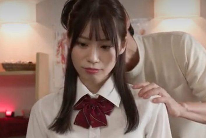 【犯され×JK】「凄く肩こってるね。」おっさんのエロマッサージに犯される美少女！全員いやらしく触られ感じちゃう！