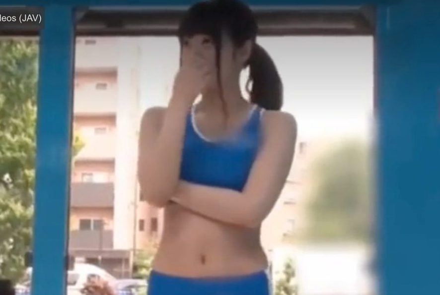 【美人JD×電マ責め】手マンされながら他人棒を咥えちゃう！引き締まった体をバックや騎乗位でハメられイカされるｗ