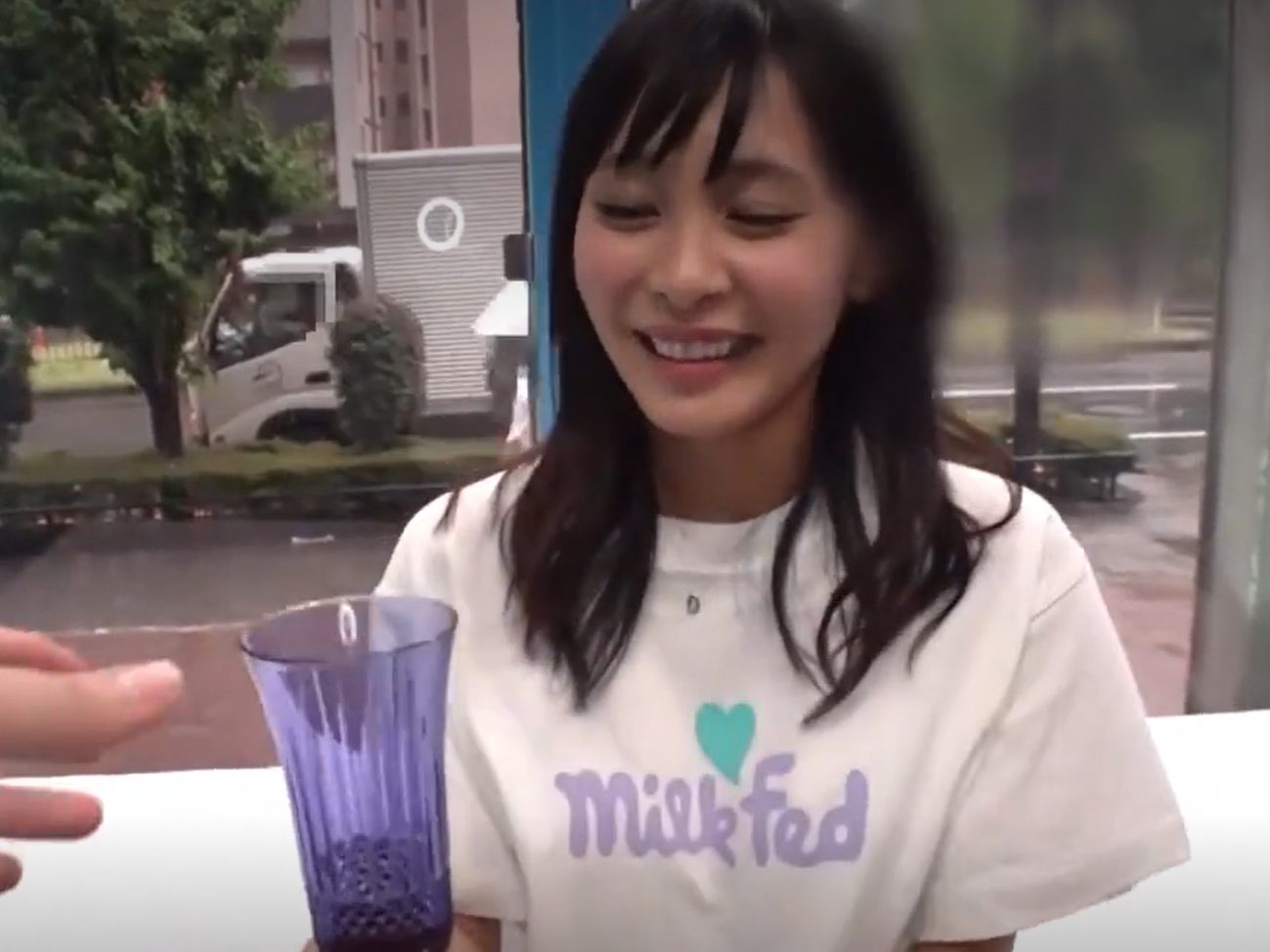 【車内調教×素人女子大生】おもちゃでトロけたカラダが敏感反応！ ほろ酔いのまま何度もイカされて膣奥に注がれるｗｗ