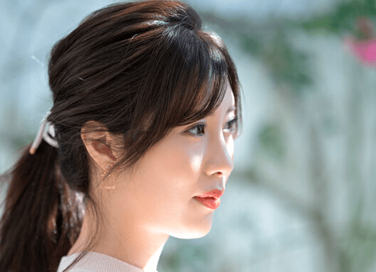 全ての要素を兼ね備えた美熟女デビュー！いやらしい姿晒してアソコ弄られ肉棒の刺激にエロい表情浮かべ喘ぐ人妻！