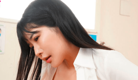 おとなしそうな先生が思春期で思うようにいかない生徒には体を使ってたっぷり指導していくデカ乳教師！