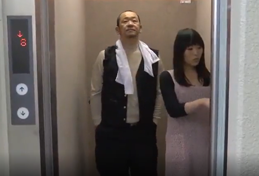 勘違いしたツンケン女に制裁を！『あひぃ♡もうダメぇ♡』汚いオヤジのデカチンで快楽を植え付けられた人妻は次第に自ら懇願！