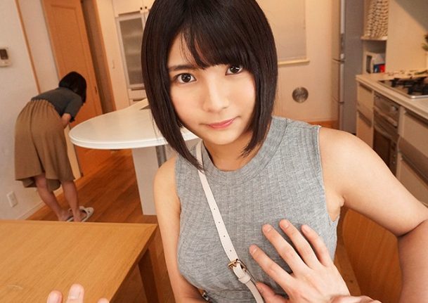 『お姉ちゃんには内緒だね♡』彼女の妹に迫られ悪魔の誘いに打ち勝てず！主観で見つめられながら情けなく勃起するチ●ポ！