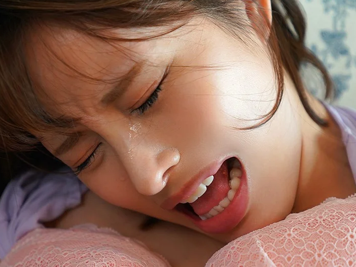 男手一つで育てた娘を見知らぬ男に渡したくない一心で抑えていた欲望を解き無理やり肉体を貪る変態父！