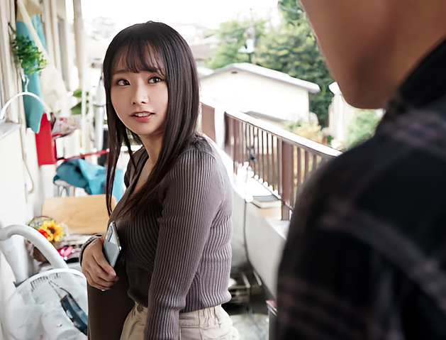 ゴミが散乱する汚部屋に住むオヤジが無理やり連れ込み豊満な肉体を玩具や肉棒でイカセまくり性奴隷にする！