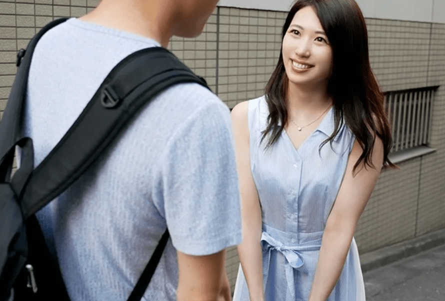 待ち行く素人男子をナンパ！『イクの我慢出来たら中出しさせてあげる♡』激エロ美少女にチ●ポ責められアクメ我慢！