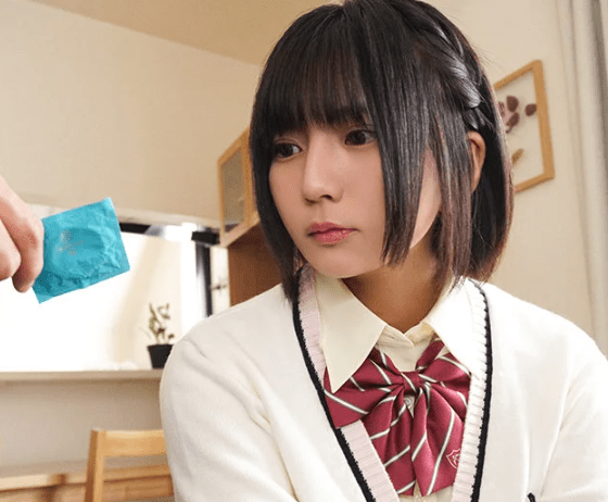 童貞男子に幼馴染JKがマ●コ提供！『ゴム付けるなら良いよ…♡』快楽を覚え猿のように腰振り裏切り中出しｗ