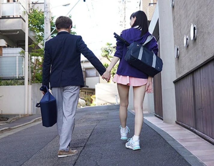 これが”オトナになる”ということ！『あぐっ♡あぁん♡』快楽の蜜に触れてしまったJKは部活なんてままごとよりチ●ポを選ぶ！