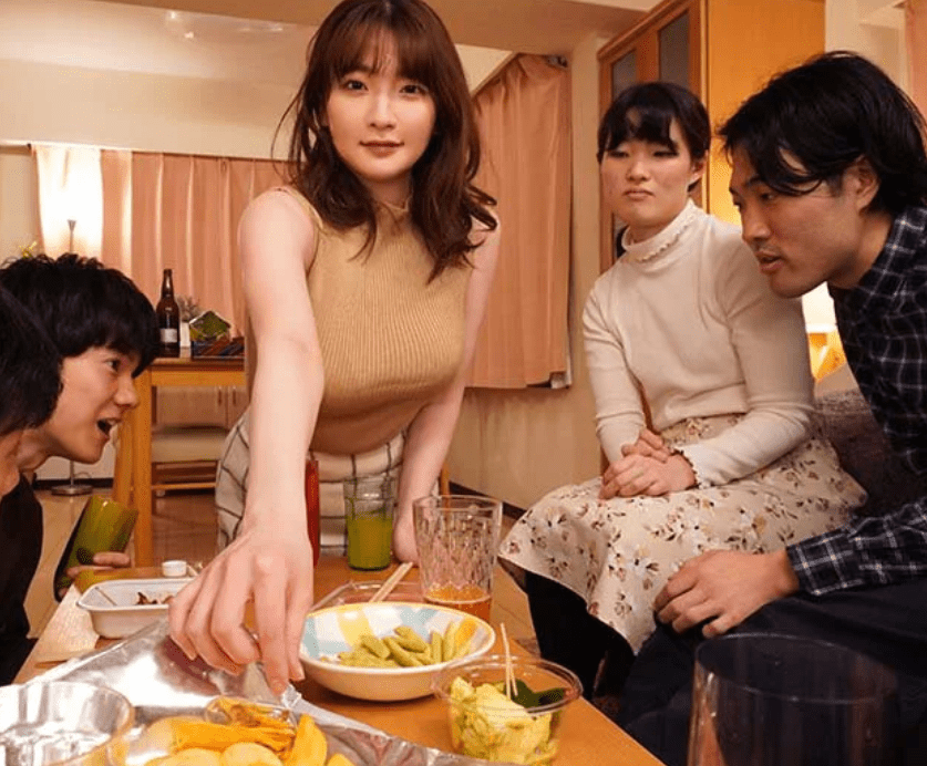 何したって全肯定してくれる甘々な彼女が欲しい！『おっぱい気持ち良い♡？』自慢の巨乳で男をダメにする最強彼女ｗ