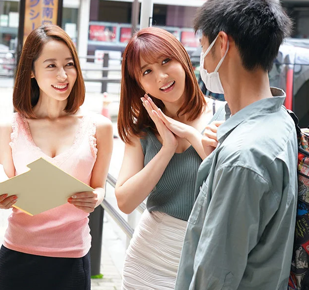 男を捕まえて妖艶なボディで連携痴女責めに悶絶！腰を振らされ杭打ちまでされ休む暇なくハメまくる！