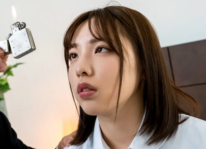 催眠術をかけられた美少女が変態おやじたちの言いなりのまま身体弄ばれチ〇ポでイカサレまくる！