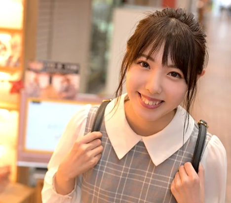 あどけなさの残る美少女の夢は”AV女優になること”真正スケベ全開でケツの穴を見せつけながらメス犬のようにチ●ポをおねだり！