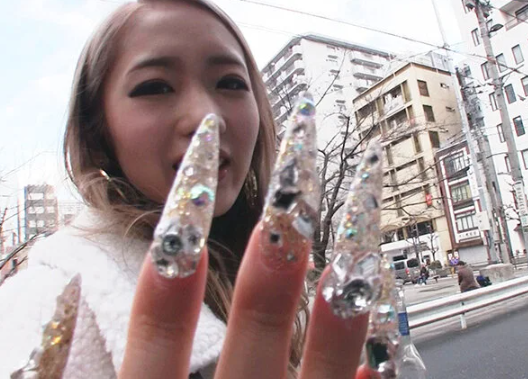 やらしいネイル爪の頭弱い系な今どきギャルと愛の無い交尾！『あぁん♡それ好きぃ♡』気持ち良ければ何だって良い最高の女！