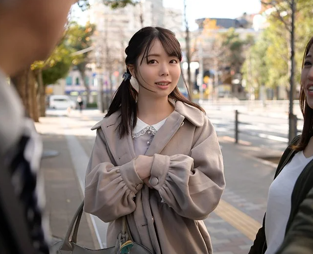 アプリで娘の友達を見つけどうしても会いたくなり素性を隠しながら肉体を貪り快楽に溺れていく！