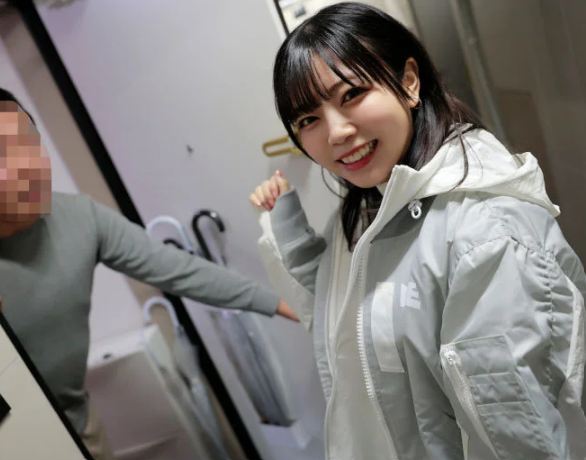 『どんだけマゾなんだよ♡』玄関のドアを開けると天然エロ痴女！M男の家に入るなんて土足で十分だと靴履いたまま快楽責めｗ