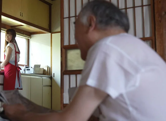 パチンコ狂いなクズおじさんの暴走をマ●コで受け止める姪っ子！『叔父さんは悪くないよ…』中出しさえも許容する姿は天使！