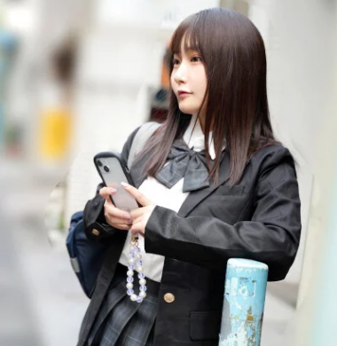 JKを昏睡させてホテルへ連れ込み体弄びながらイラマとバイブで執拗に責め悶え苦しむ姿見ながら激しい交尾する鬼畜男！