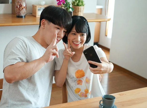 『ずっと好きだったんだよ…』再会した幼馴染はまさかの両想い！空白の時間を埋めるにはチ●ポをマ●コに埋め込むしかない！